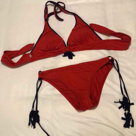 👙 RED BIKINI 👙 - Picture 1 of 11
